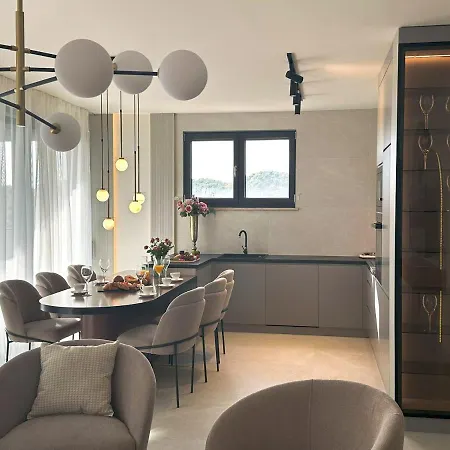 Penthouse Amethyst With Rooftop Pool Apartman