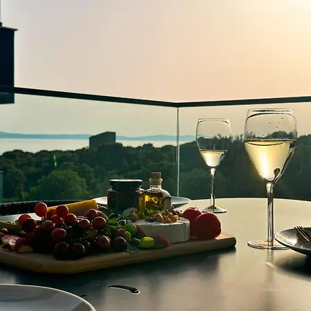 Penthouse Amethyst With Rooftop Pool *
