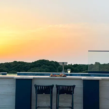 Apartman Penthouse Amethyst With Rooftop Pool Kožino