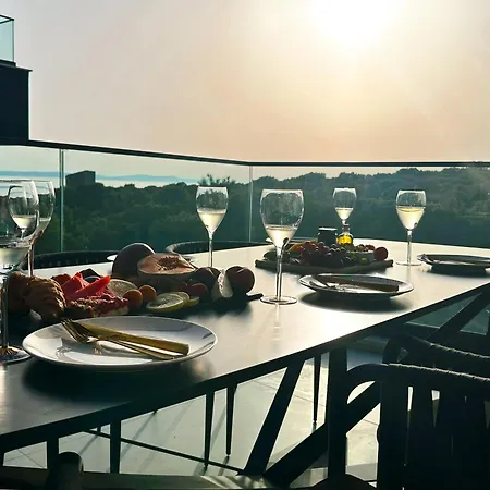 Penthouse Amethyst With Rooftop Pool